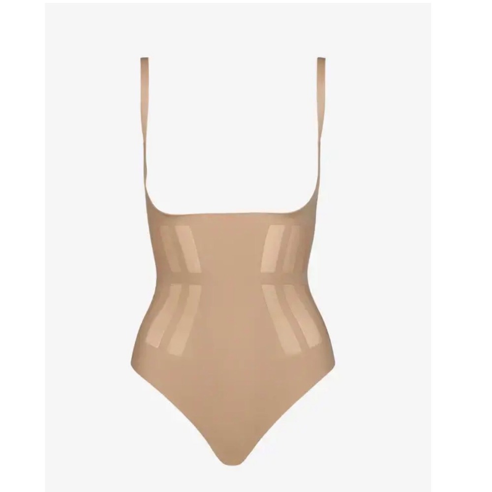 Commando Luxe Control Open Bust Thong Bodysuit Beige Nude NWT Small